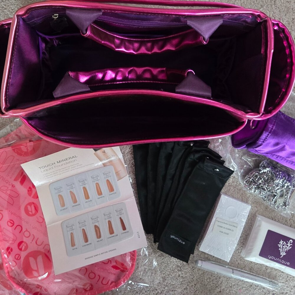 Younique Bags & Swag Bundle - Picture 5 of 6